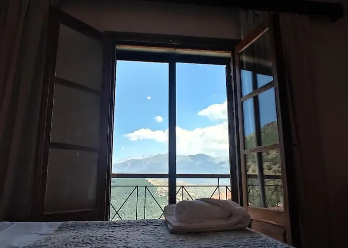 Hotel Mitikas *
